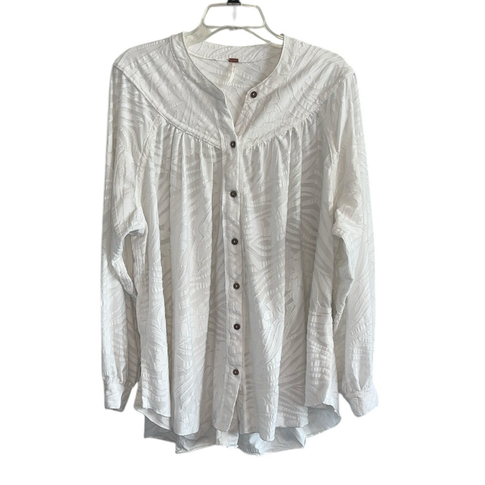 Free People Can't Stop Dreaming Oversized button-down Tunic Size Medium - Picture 3 of 10